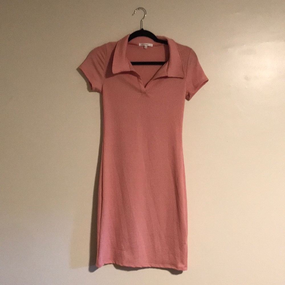 Light Pink Collared T-Shirt Style Midi Dress
